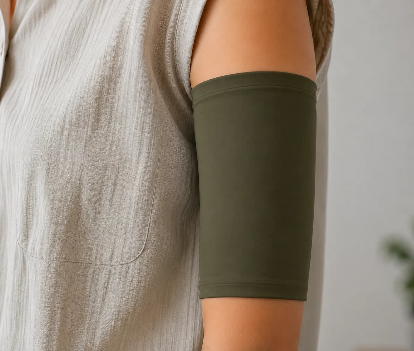 Essential PICC line cover in Olive